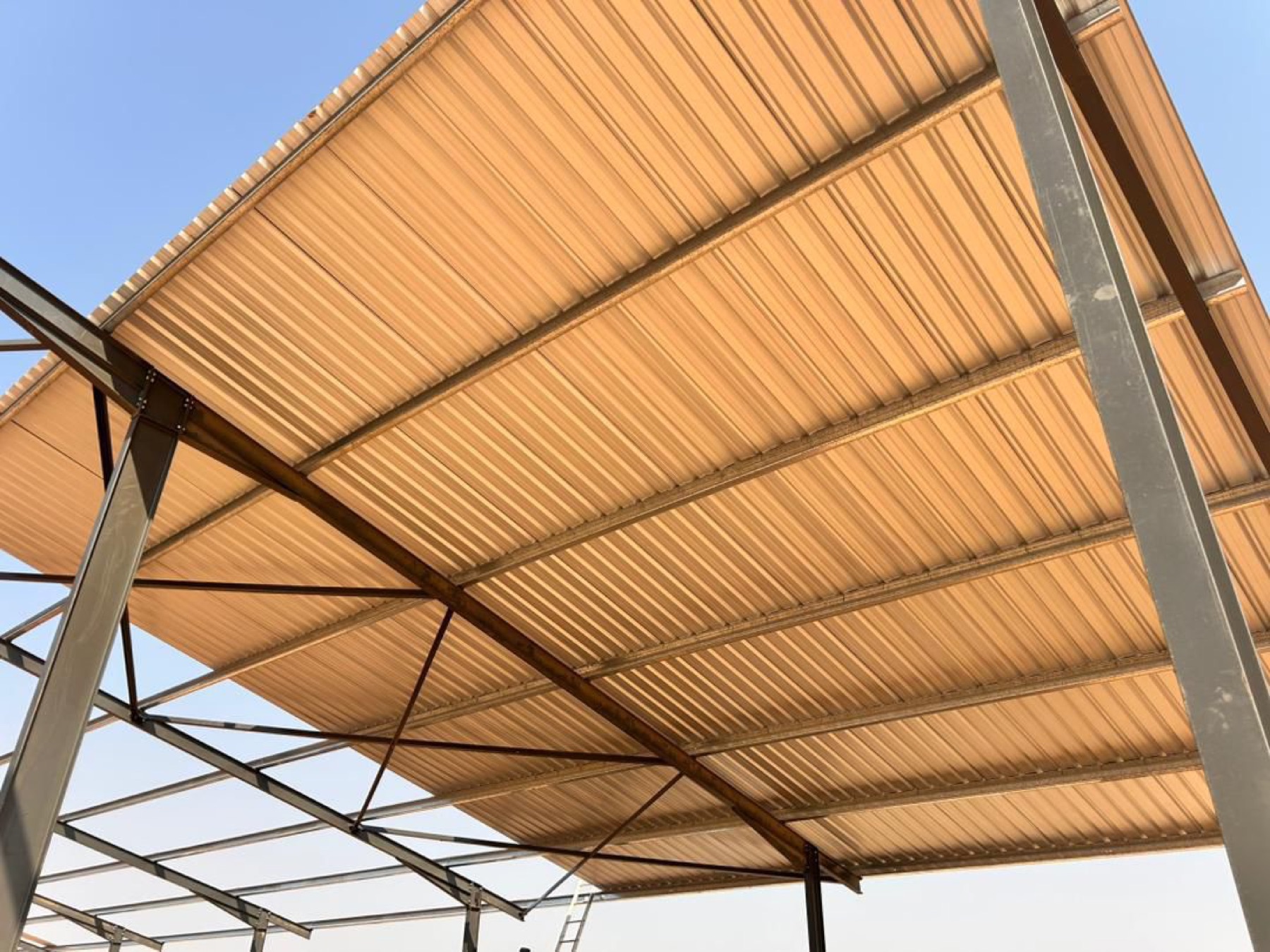 Shed roof structure from below