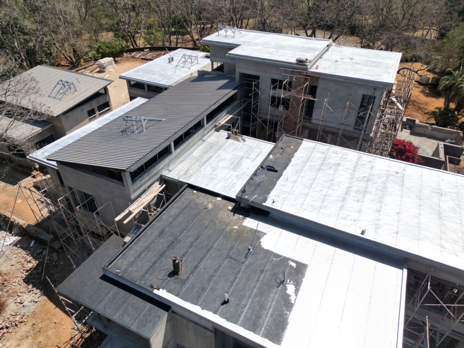 Concrete structure and scaffolding during construction